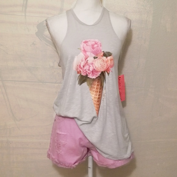 Betsey Johnson Tops - 🌸🍦Betsey Johnson Adorable Ice Cream Peonies Tank